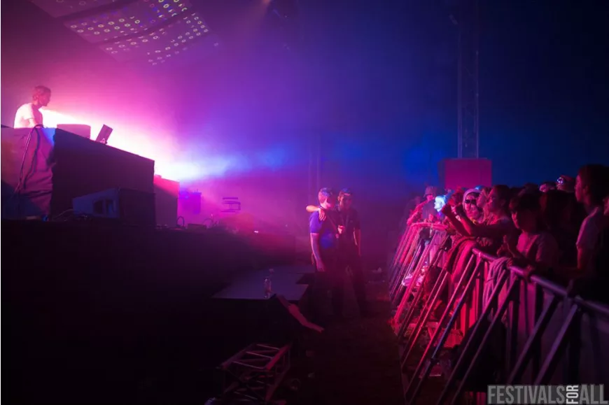 People at Festival No 6 2014