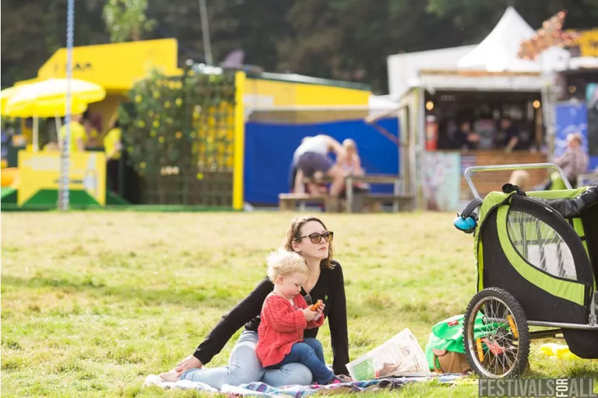 People at Festival No 6 2014