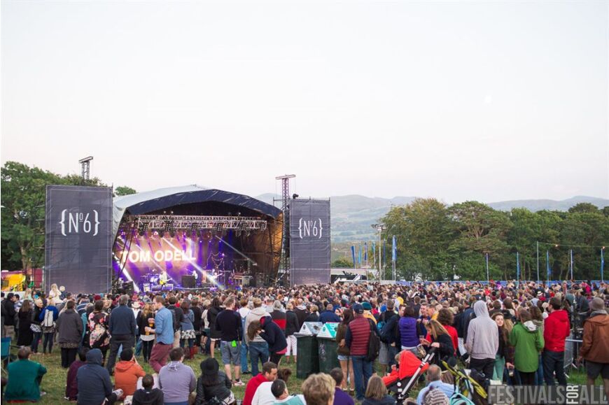 People at Festival No 6 2014