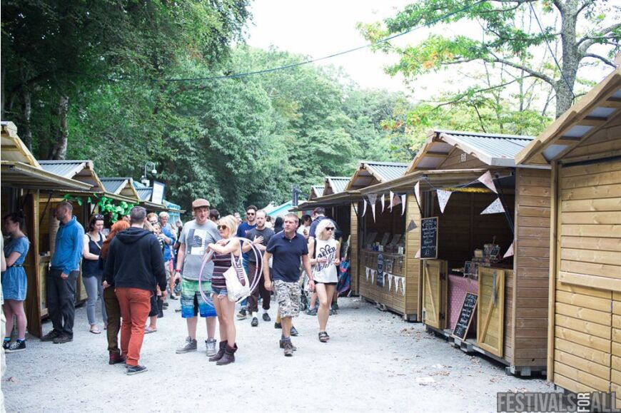 People at Festival No 6 2014