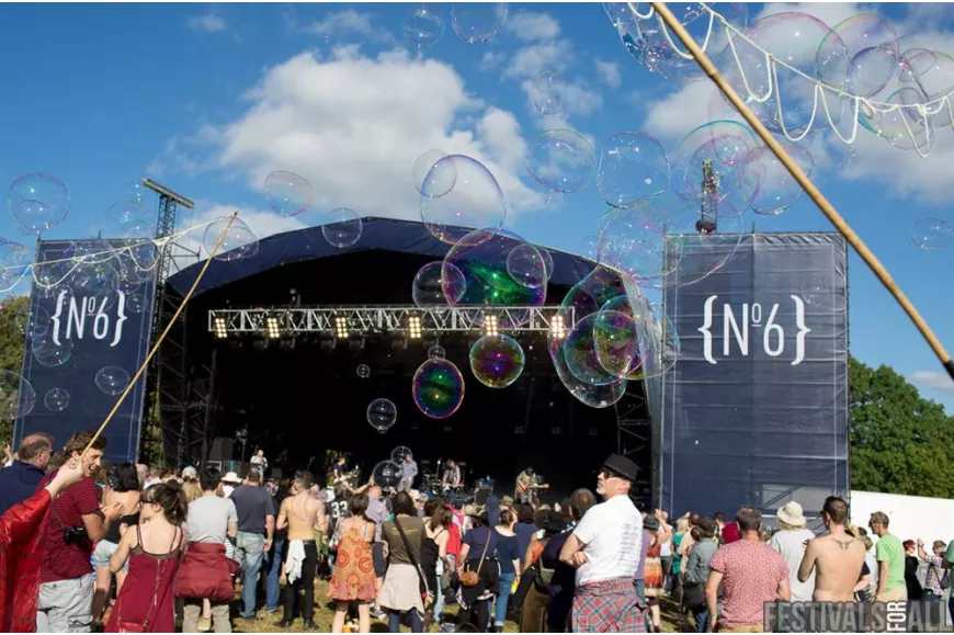 People at Festival No 6 2014