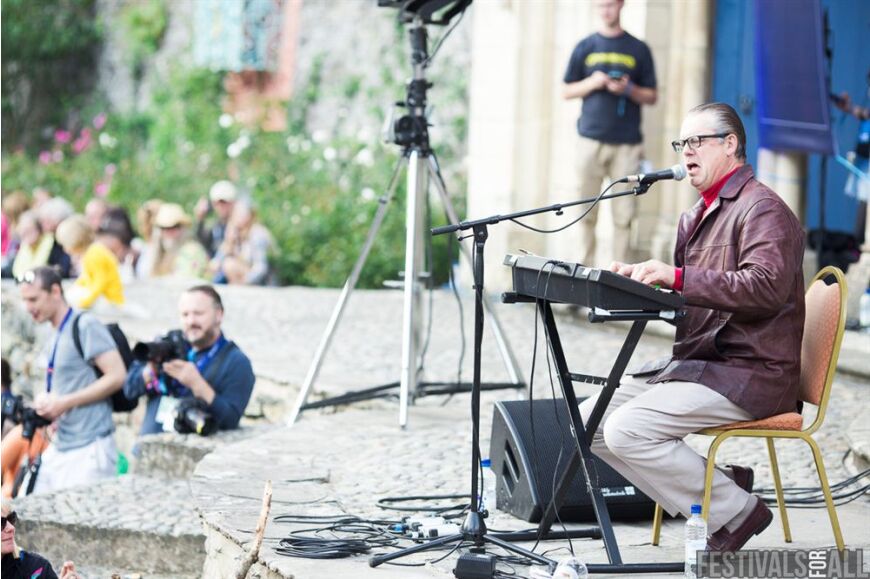 People at Festival No 6 2014