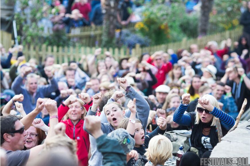 People at Festival No 6 2014