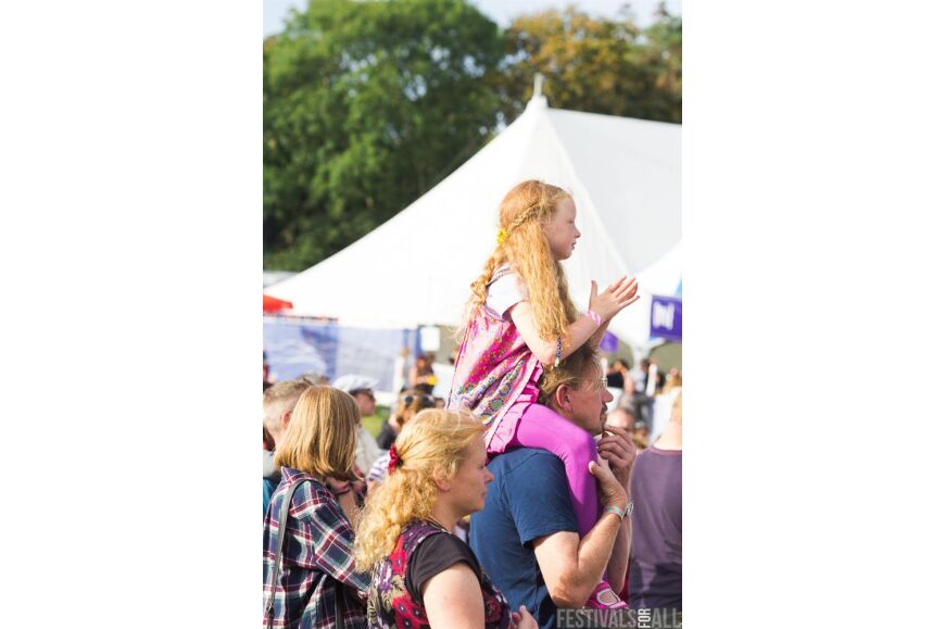 People at Festival No 6 2014