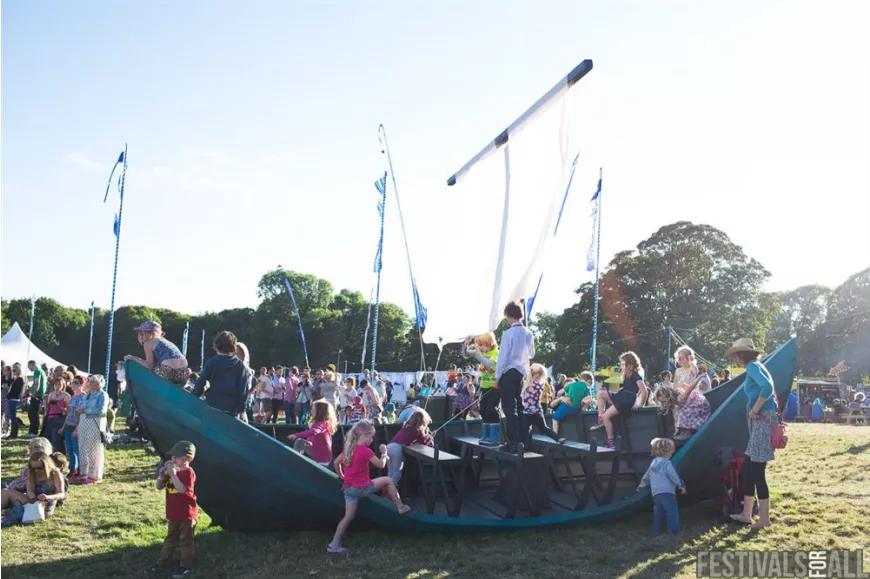 People at Festival No 6 2014