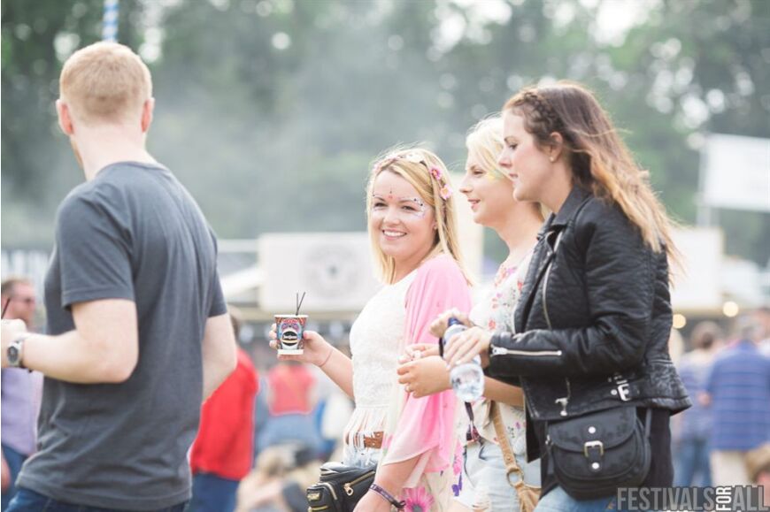 People at Festival No 6 2014
