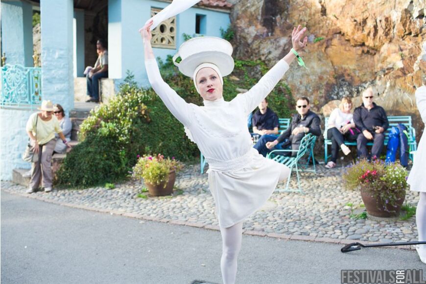 People at Festival No 6 2014